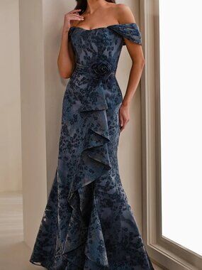 NWT Montage by Mon Cheri M3103 Off-Shoulder Formal Pleated Dress Navy Size 8